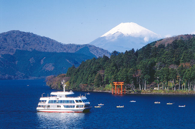 Lake Ashinoko Sightseeing Boat