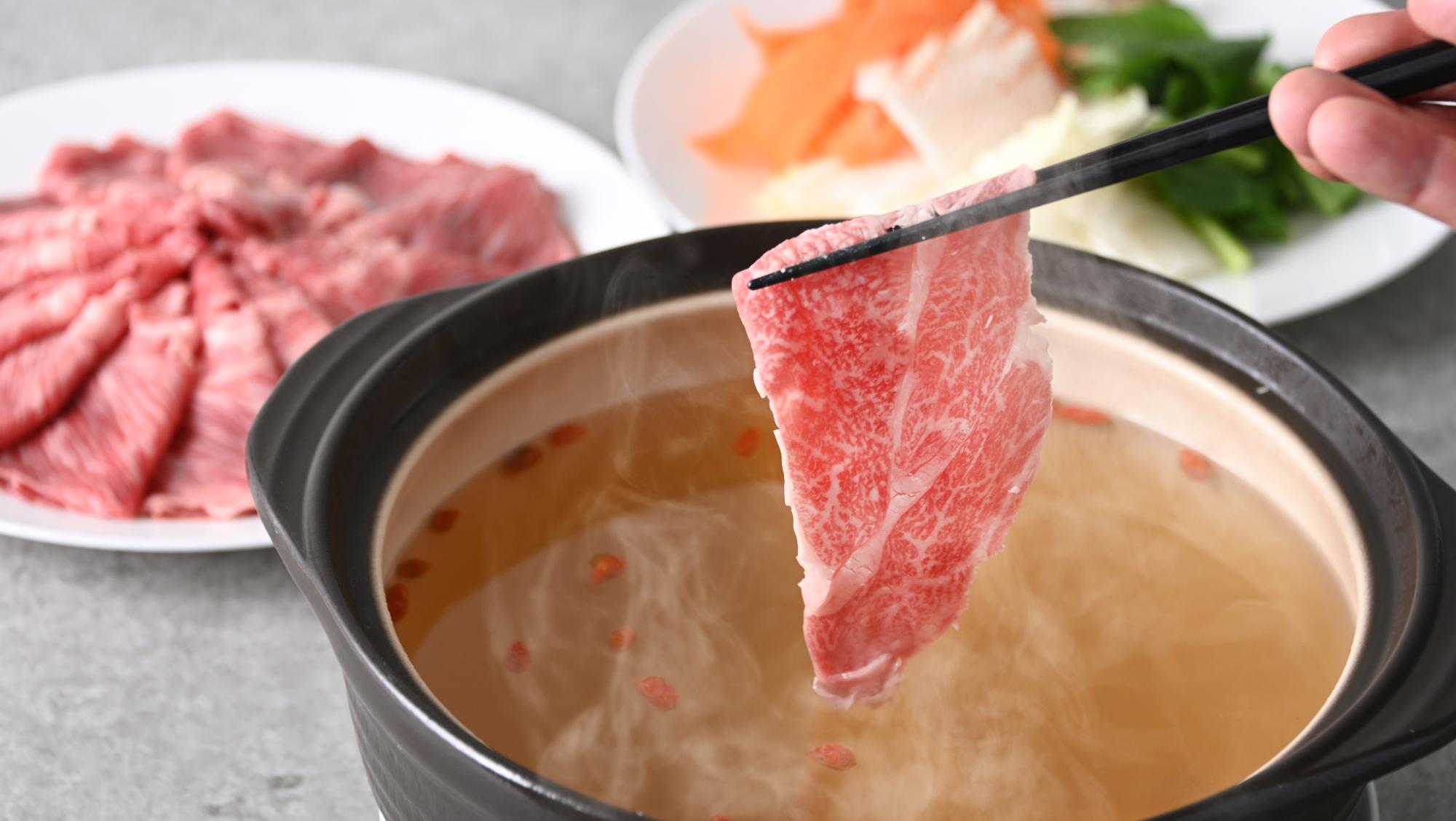 中華風の牛肉しゃぶしゃぶ　※イメージ