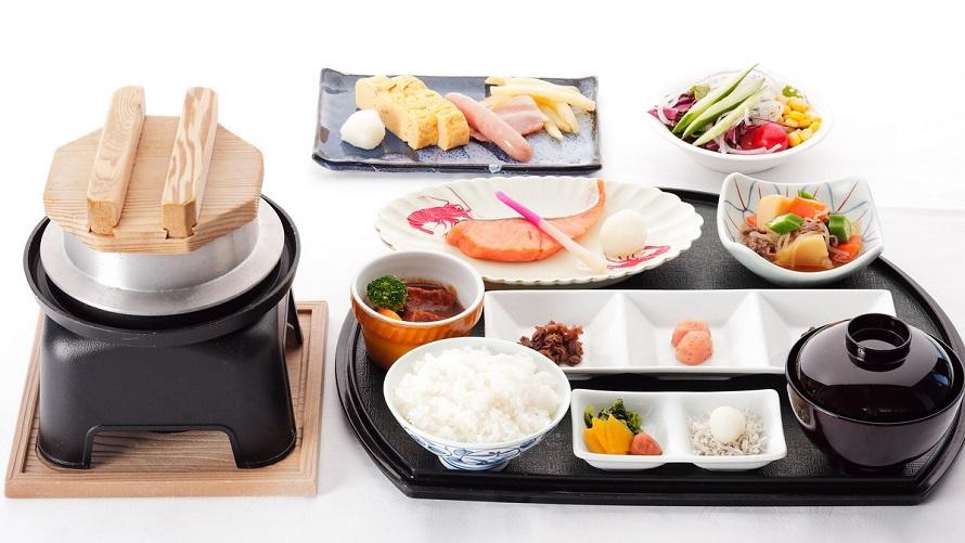 ホテルおまかせディナー付き　夕・朝食プラン