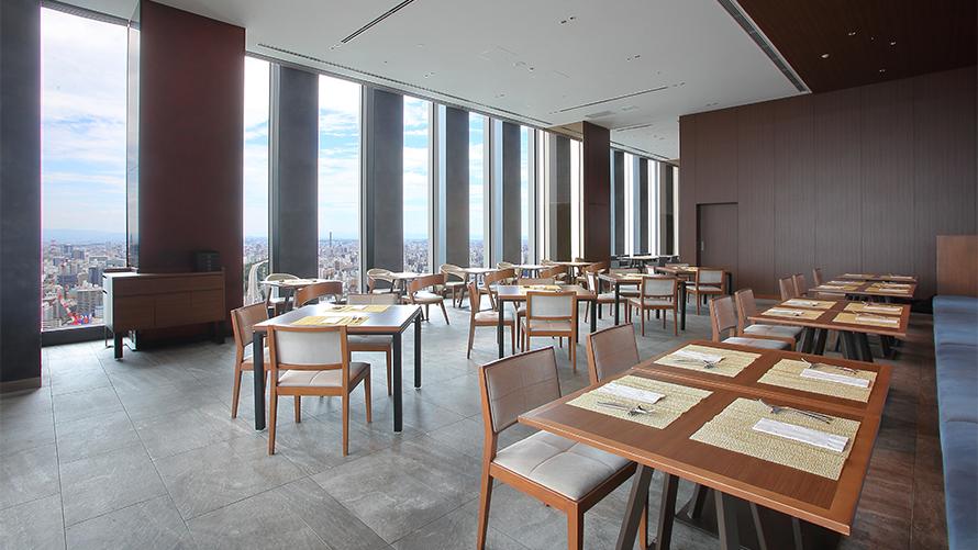 昼の店内1