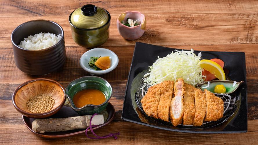 富良野産いちばんぼし豚 ロースカツ定食 (小鉢･味噌椀･香の物付き)