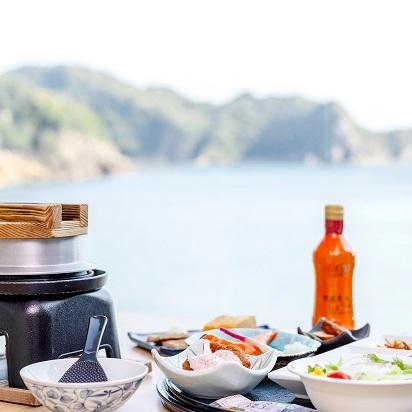 海を眺めながらの朝食