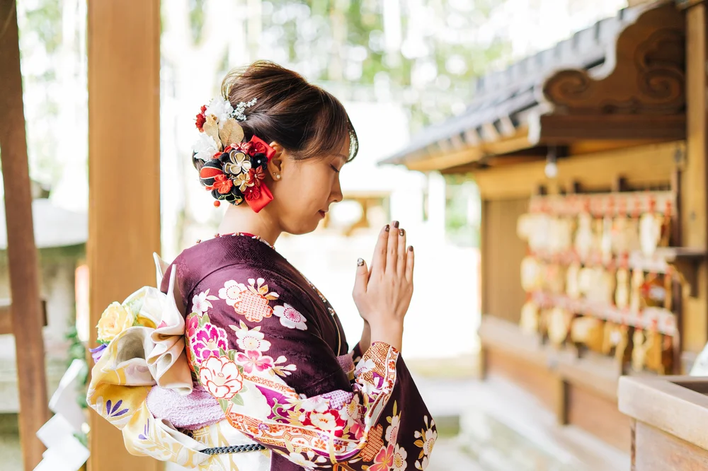 昨年の感謝を伝え、新年の平安を願う行事