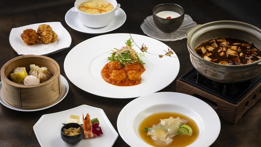 【Seibu Prince Global Rewards (SEIBU PRINCE CLUB)会員限定メニュー】土鍋の麻婆豆腐餡かけご飯セット