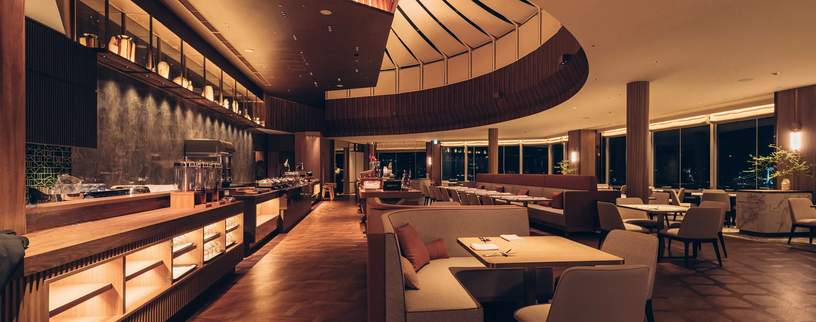 Sky Bar & Dining Stellar Garden
