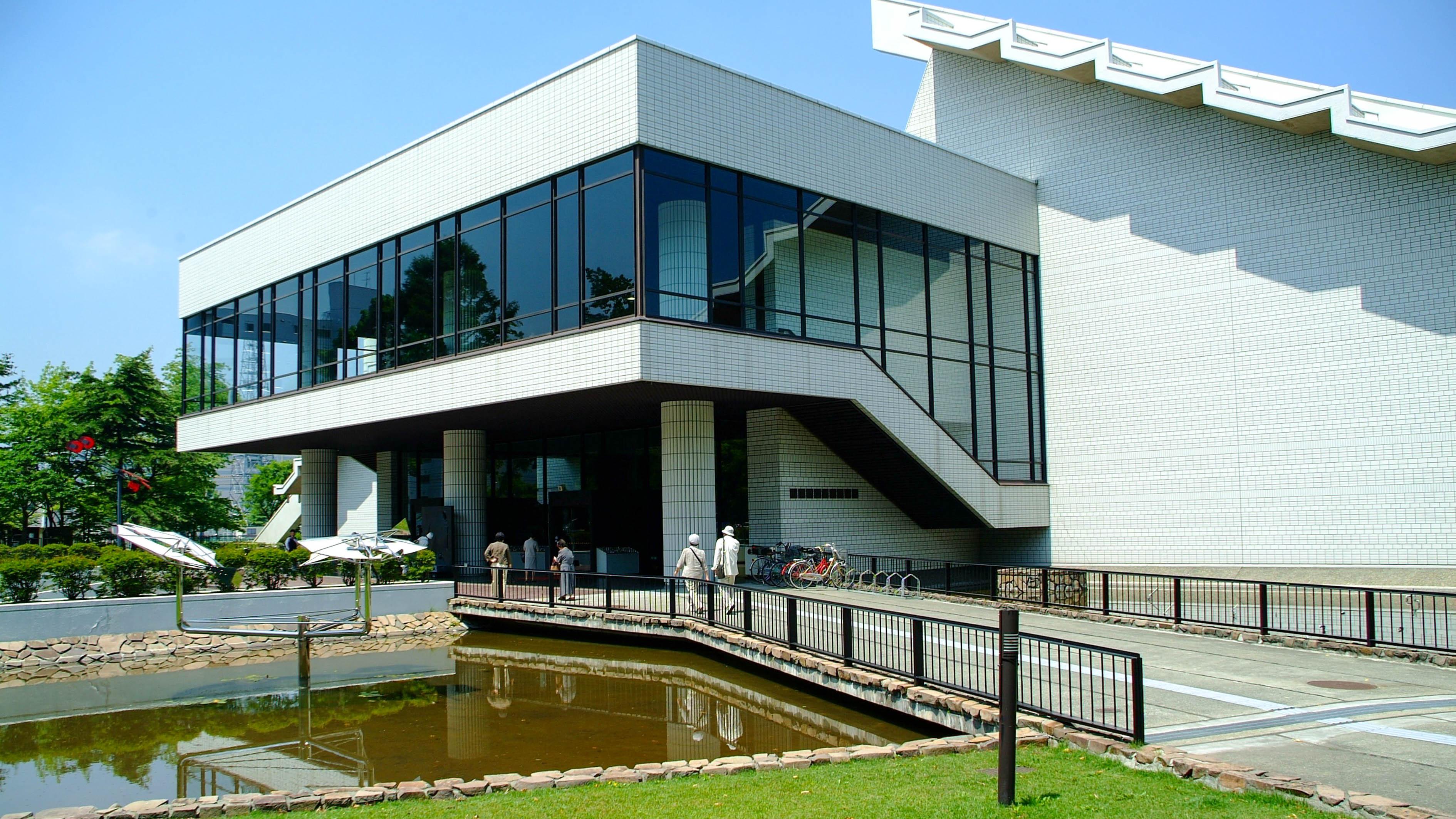 北海道立近代美術館
