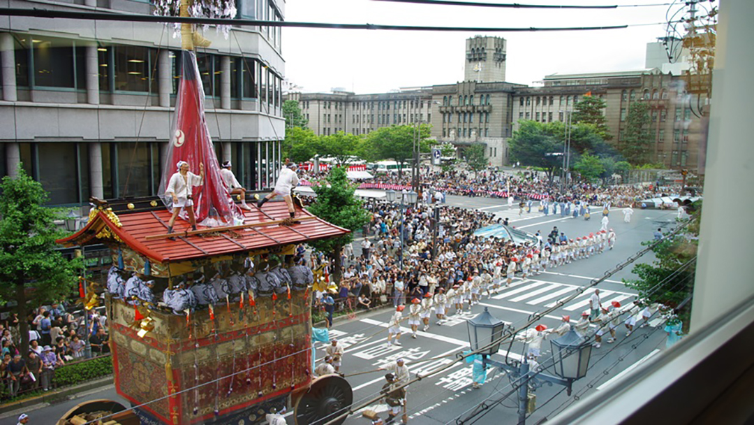 日本三大祭り「祇園祭」前祭山鉾巡行 室内観覧場所付き宿泊プラン