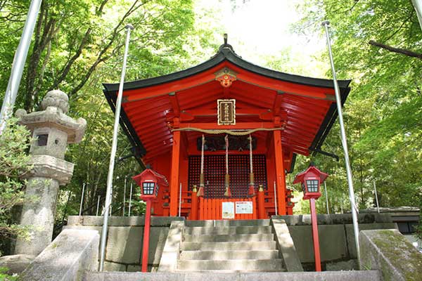 九頭龍神社